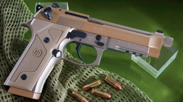 融通资产 外观硬朗又不失优雅 细节处理无懈可击 伯莱塔M9A3让人爱不释手